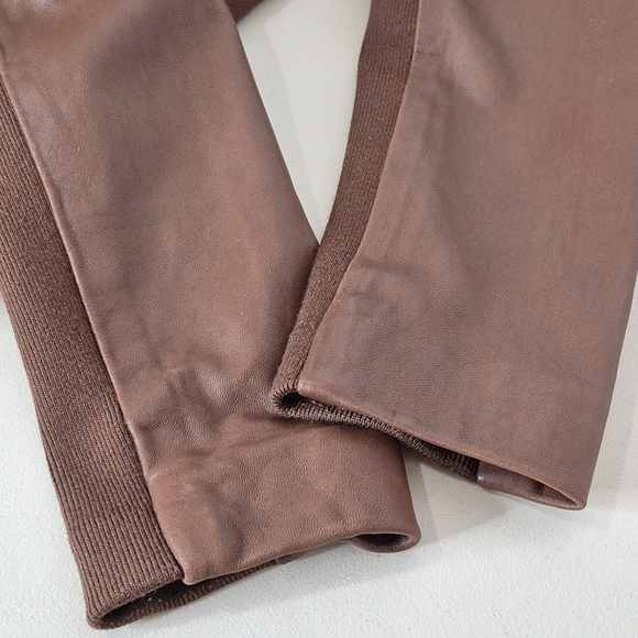 Tahari Women's Brown Lambskin Leather and Knit Zip-Front Cropped Jacket - Size M - Picture 10 of 13